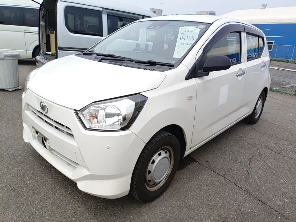 Daihatsu Mira e:S LA350S 2021